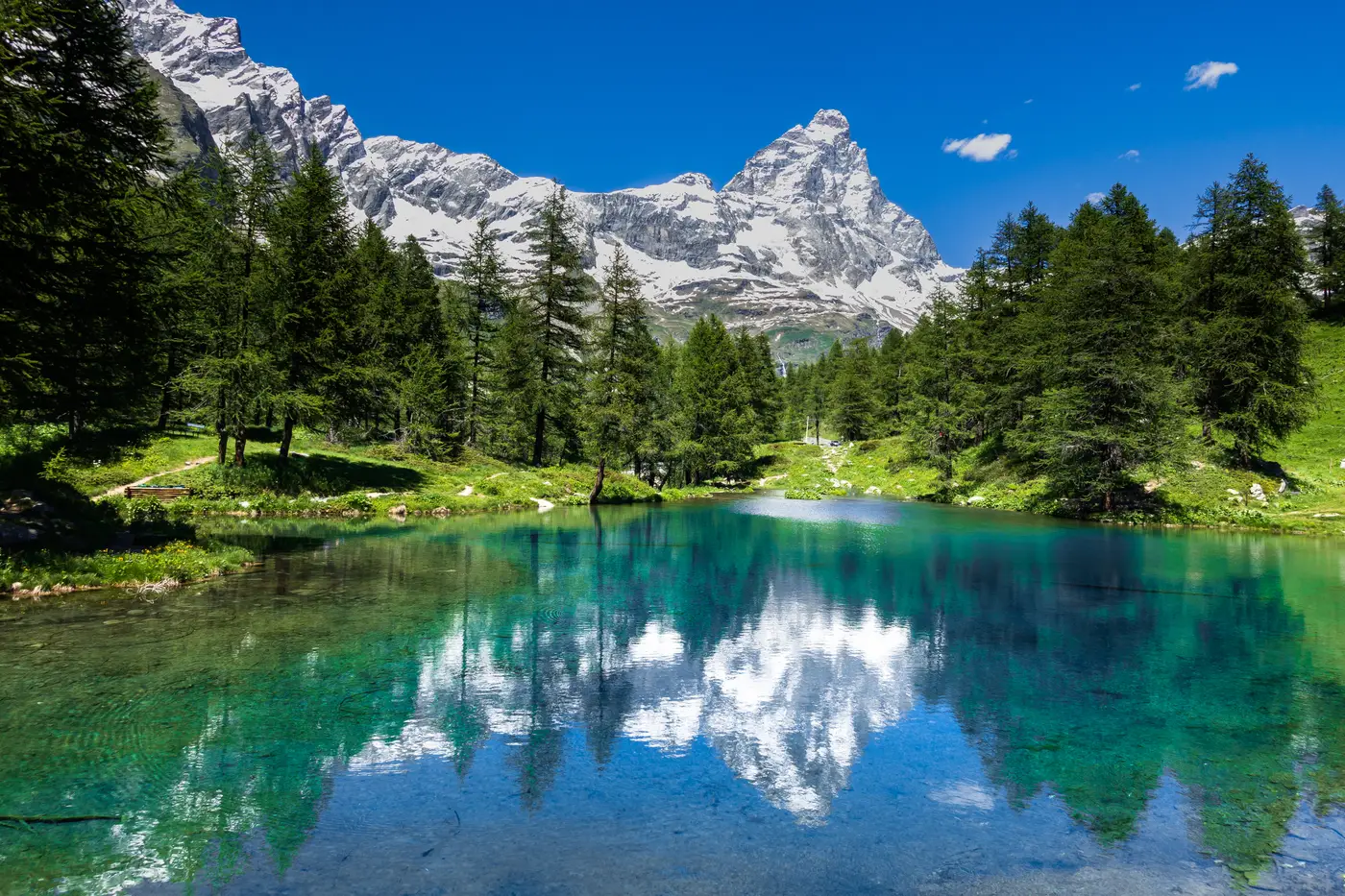 Matterhorn — Mavi Göl yansıması, Alpler